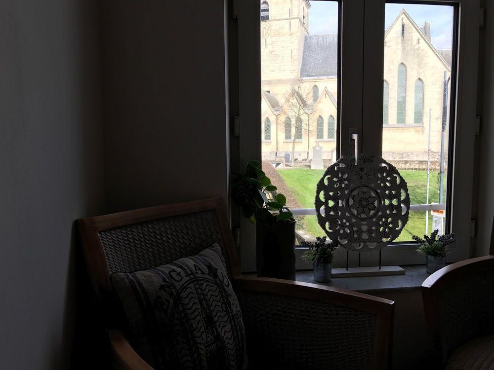 Hotel De Klok Zutendaal Bagian luar foto
